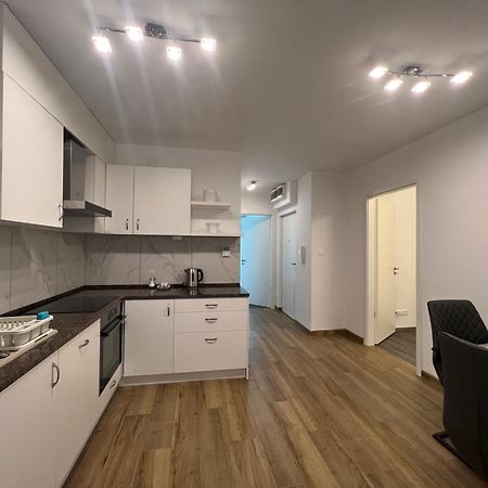 Modern Apartman Segedyn Zewnętrze zdjęcie