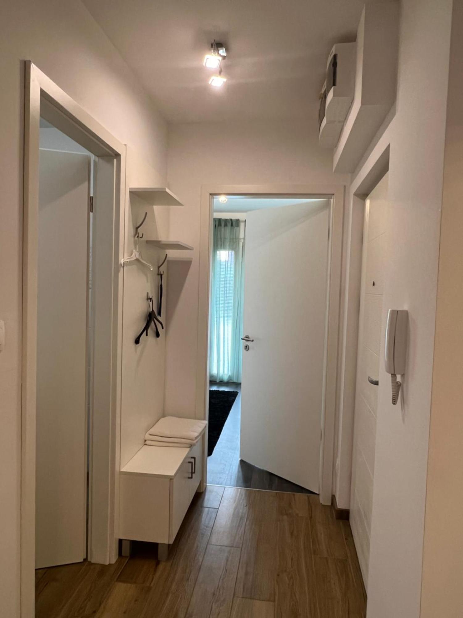 Modern Apartman Segedyn Zewnętrze zdjęcie